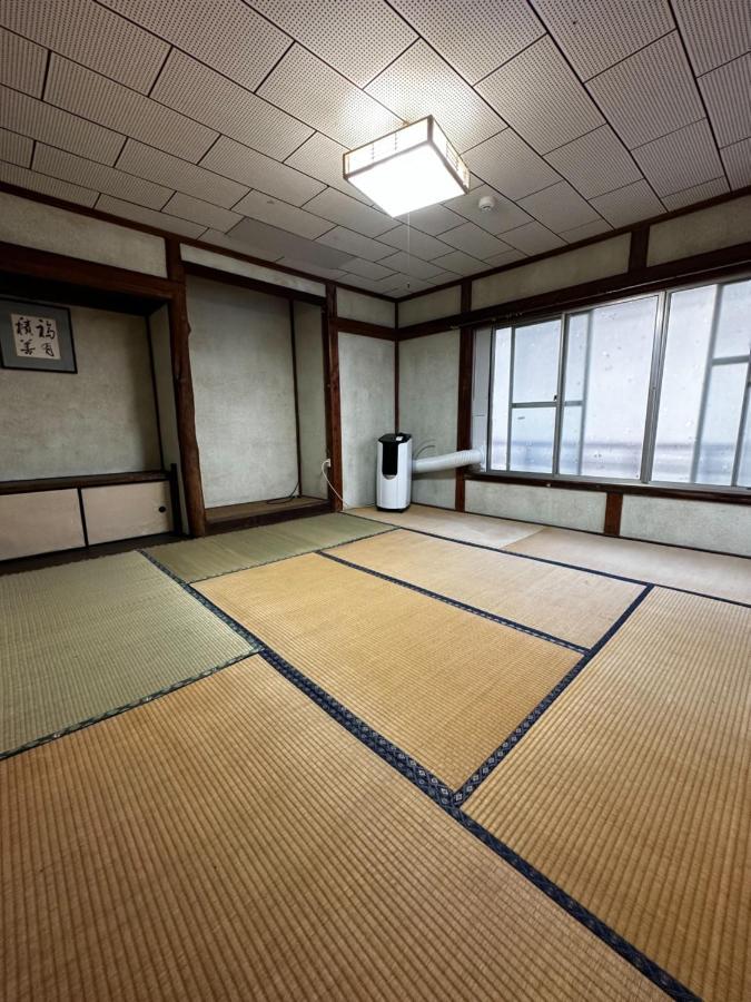 素泊まり民宿とみや Oshima Exterior photo